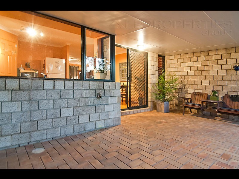 20 William Nixon Way, Edens Landing QLD 4207