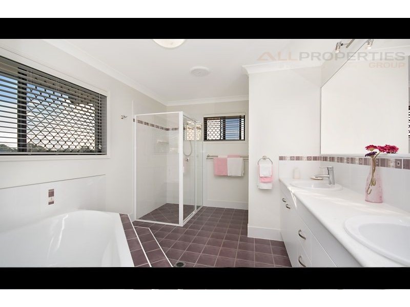 60 – 62 St Jude Cct, Jimboomba QLD 4280