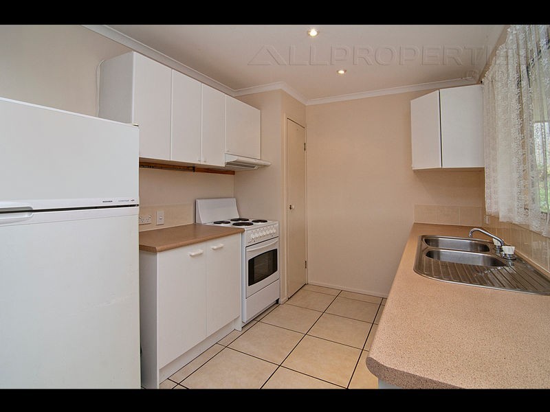 1 Kabut Court, Tanah Merah QLD 4128