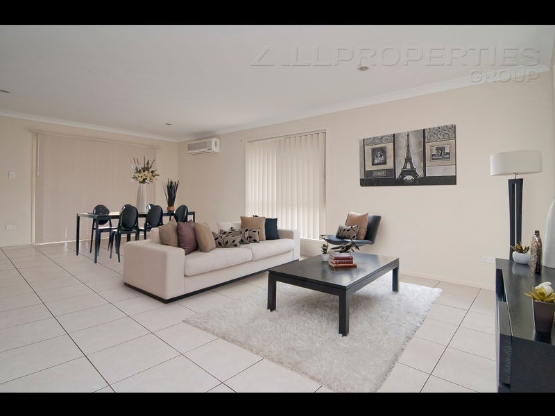 28B Spruce Street, Loganlea QLD 4131