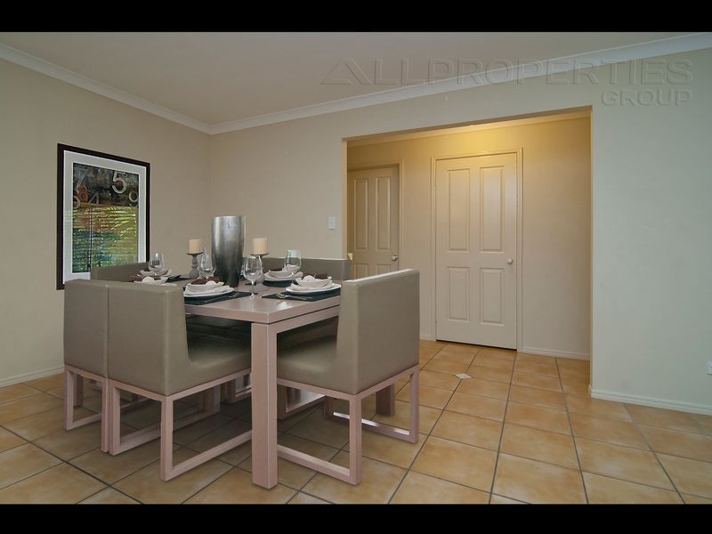 70/25 Buckingham Place, Eight Mile Plains QLD 4113