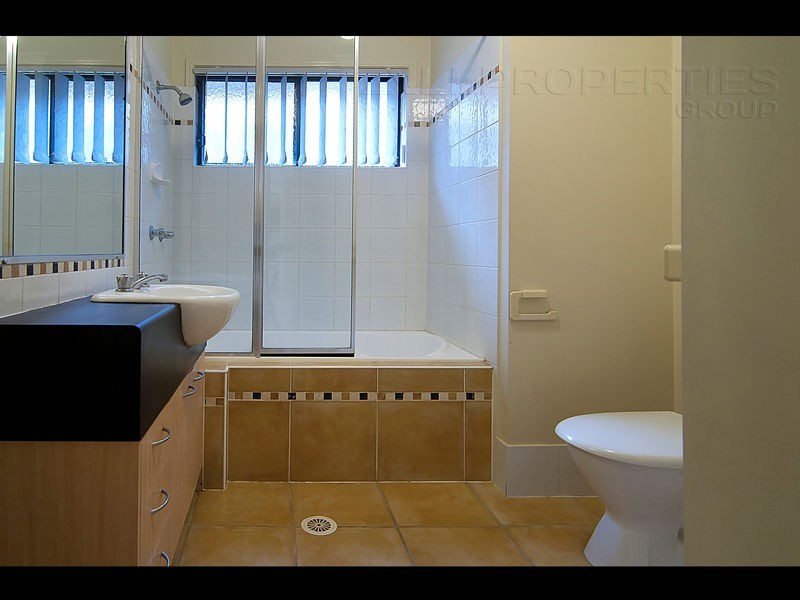 70/25 Buckingham Place, Eight Mile Plains QLD 4113