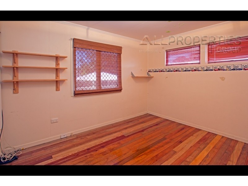 9 Mildred Street, Slacks Creek QLD 4127