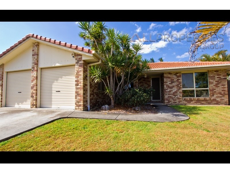 136 Pohon Drive, Tanah Merah QLD 4128