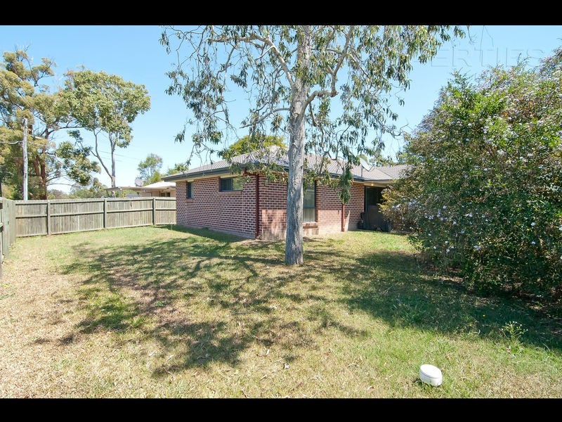 32 Pinelands Street, Loganlea QLD 4131