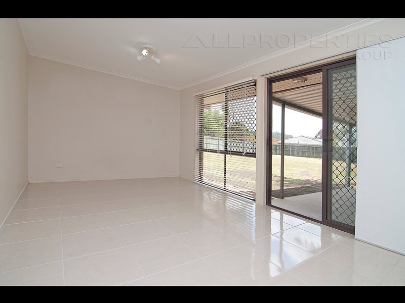 15 Marang Court, Tanah Merah QLD 4128
