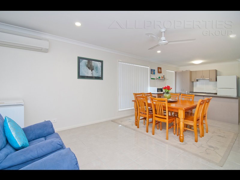 35 Sunridge Circuit, Bahrs Scrub QLD 4207
