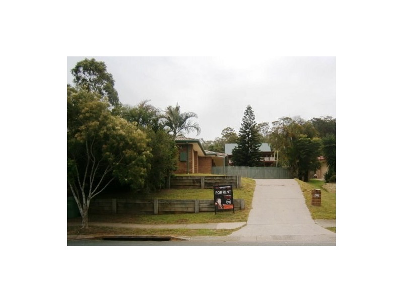 92 Pohon Drive, Tanah Merah QLD 4128