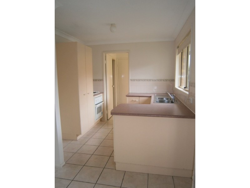 92 Pohon Drive, Tanah Merah QLD 4128
