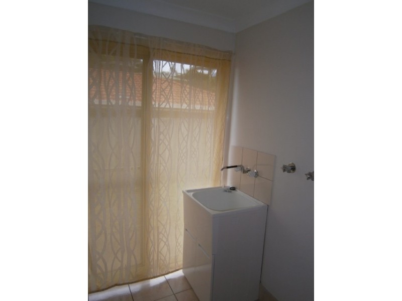 92 Pohon Drive, Tanah Merah QLD 4128