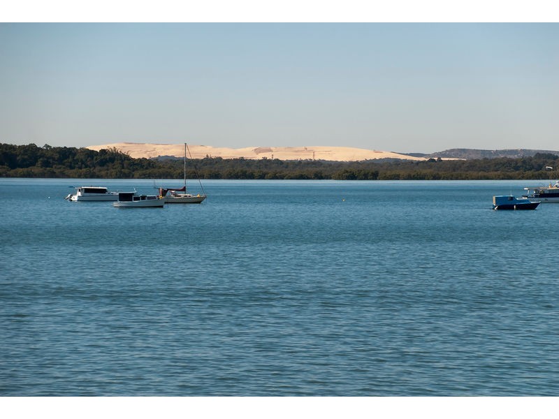 1/69 Sunningdale Drive, Redland Bay QLD 4165