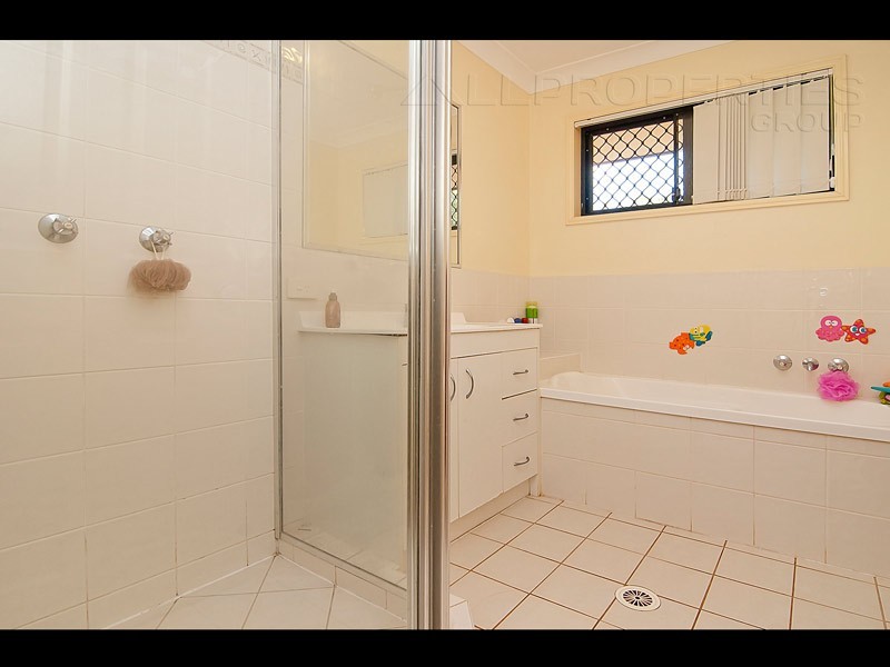 16 Egret Court, Cornubia QLD 4130