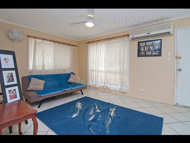 25 Augusta Street, Crestmead QLD 4132