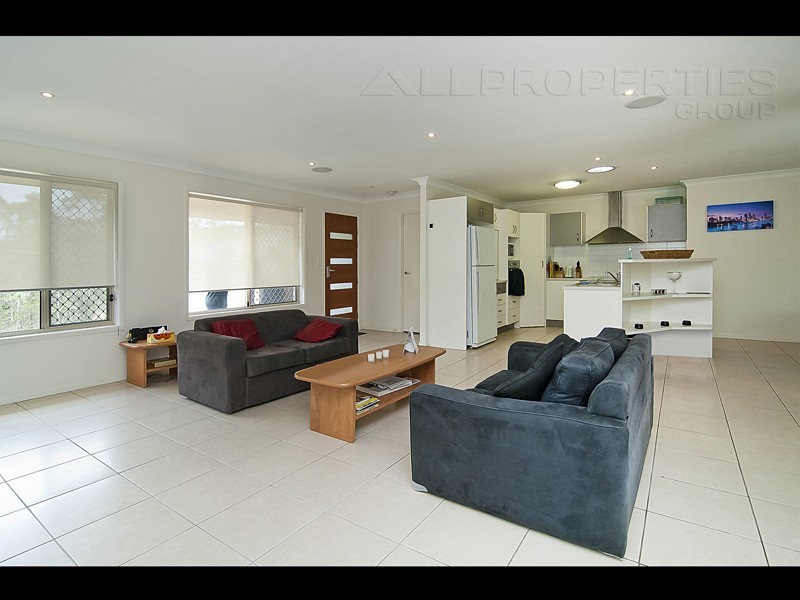 12 Glenvale Street, Cornubia QLD 4130