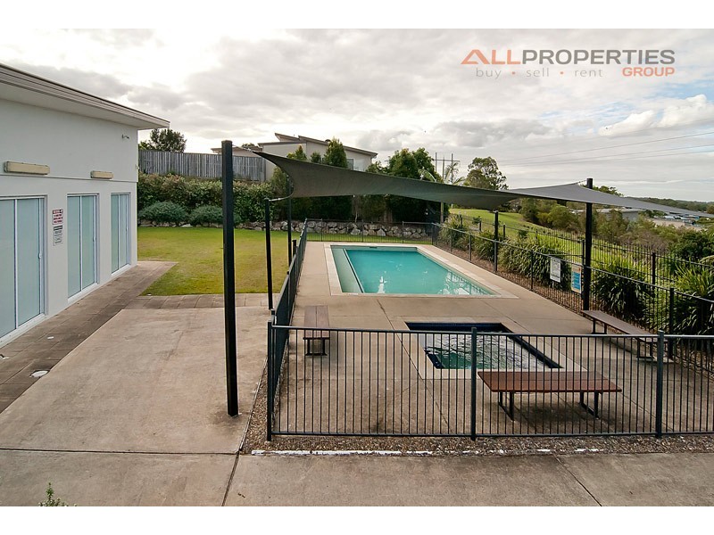 87/1 Sauvignon Parade, Upper Coomera QLD 4209