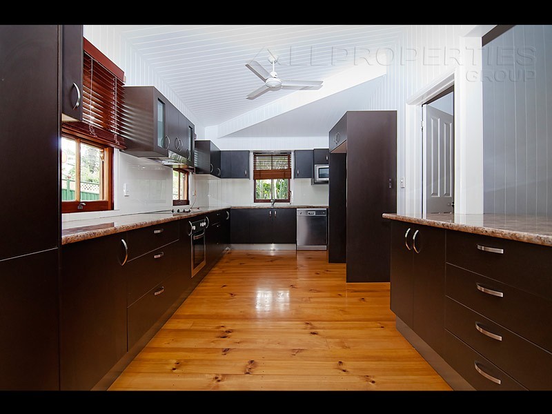 75 Adamson Street, Wooloowin QLD 4030