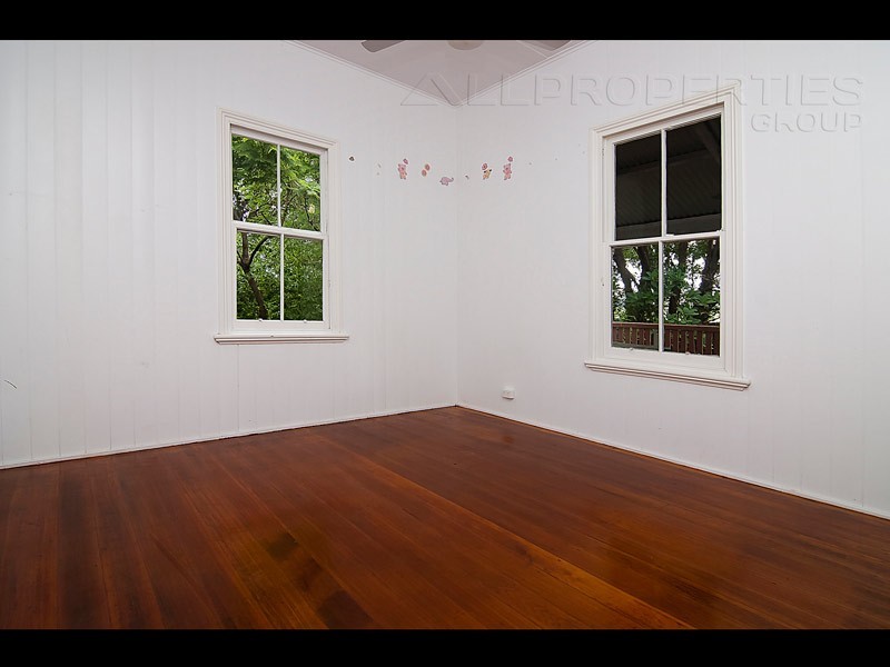 75 Adamson Street, Wooloowin QLD 4030