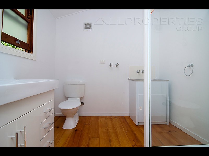 75 Adamson Street, Wooloowin QLD 4030