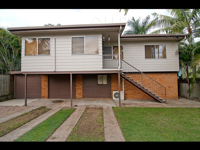28 Hakea Street, Crestmead QLD 4132