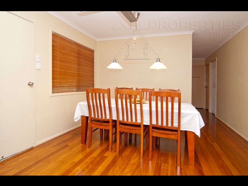 28 Hakea Street, Crestmead QLD 4132