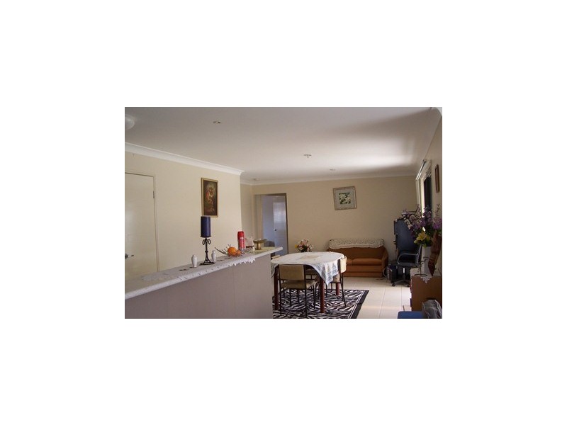 40 Pinelands Street, Loganlea QLD 4131