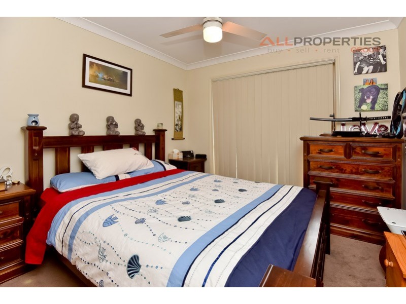 17 Darryl Street, Loganlea QLD 4131