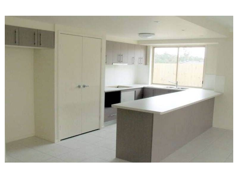 10 Cottonwood Ct, Springfield QLD 4300