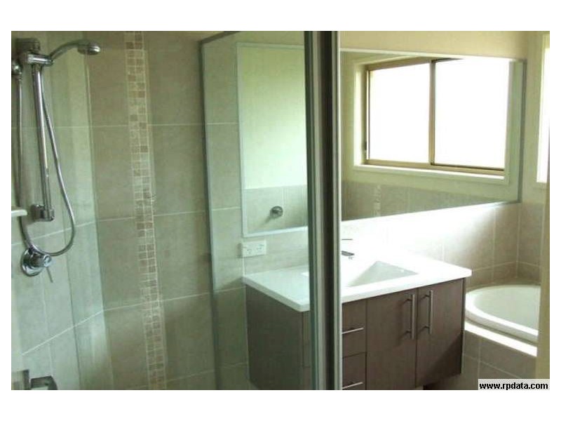 10 Cottonwood Ct, Springfield QLD 4300