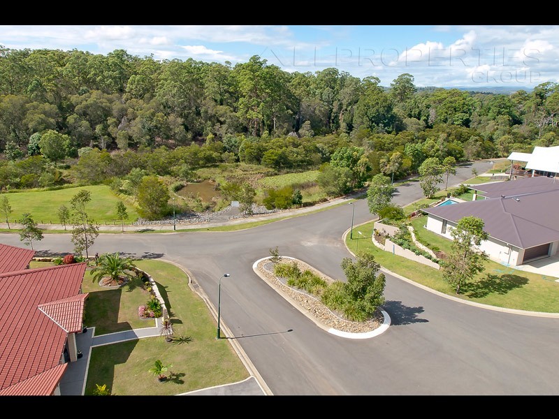 5 Clem Close, Daisy Hill QLD 4127