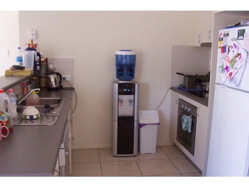 28 Spruce Street, Loganlea QLD 4131