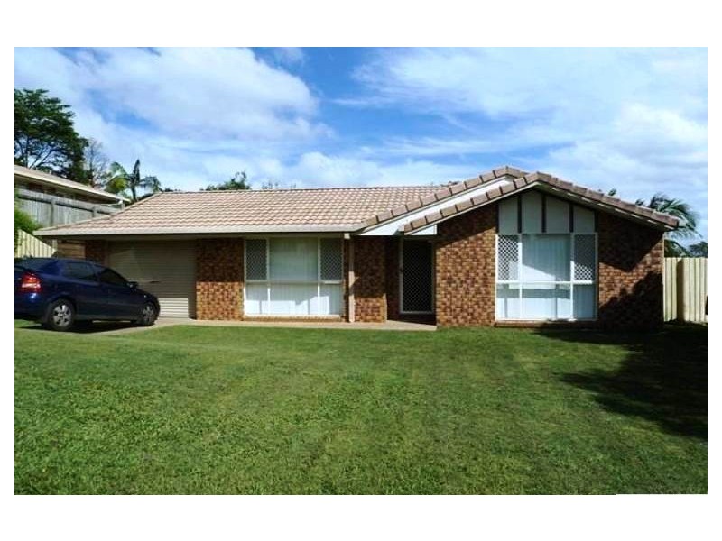 3 Kabut Court, Tanah Merah QLD 4128