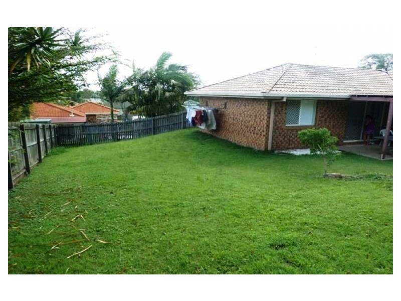 3 Kabut Court, Tanah Merah QLD 4128