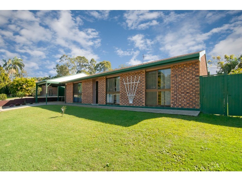 34 Avonmore Street, Edens Landing QLD 4207