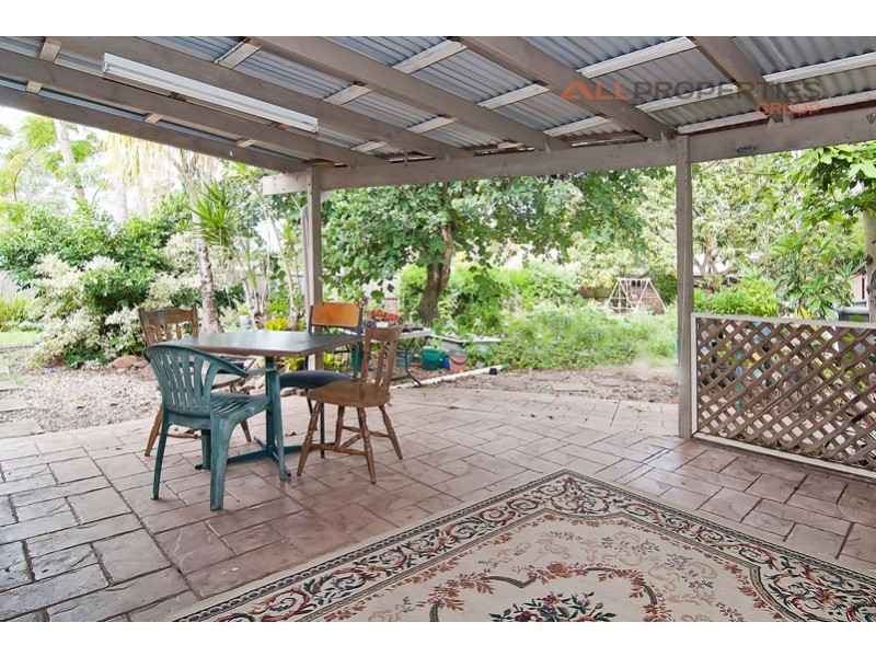 53 Ariel Ave, Kingston QLD 4114