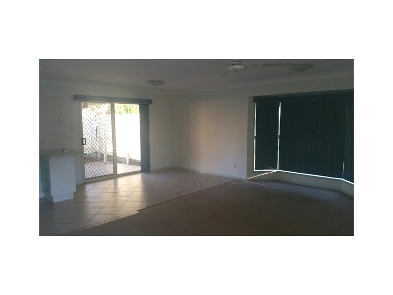 5 Samantha Street, Boronia Heights QLD 4124