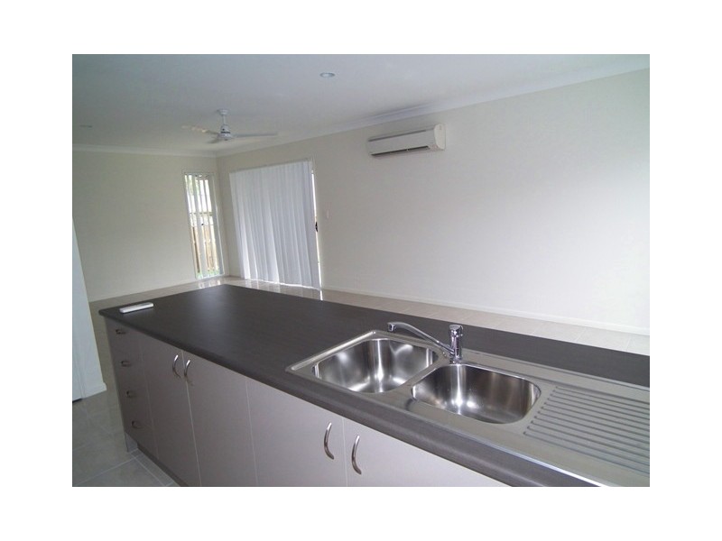 28 Ritz Drive, Coomera QLD 4209