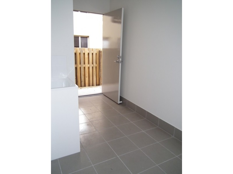 28 Ritz Drive, Coomera QLD 4209