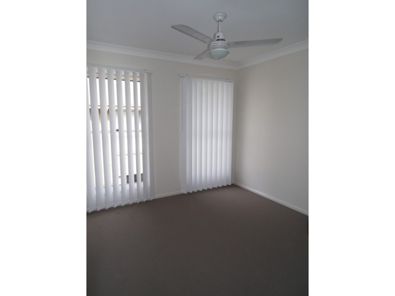 28 Ritz Drive, Coomera QLD 4209
