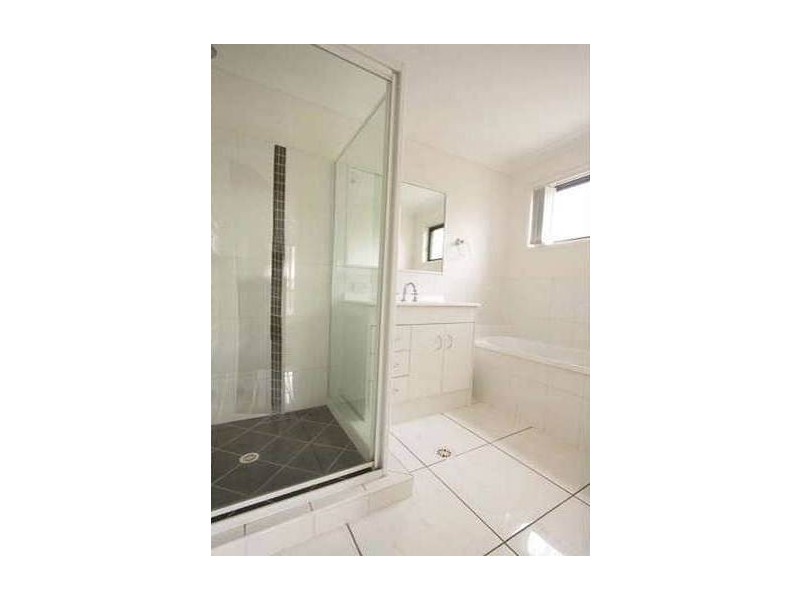 5 Clearview Crescent, Eagleby QLD 4207