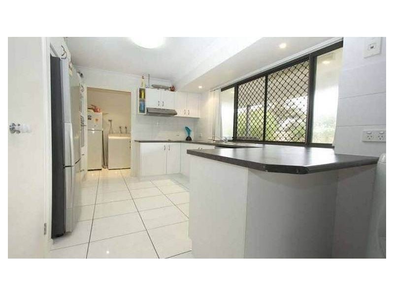 5 Clearview Crescent, Eagleby QLD 4207