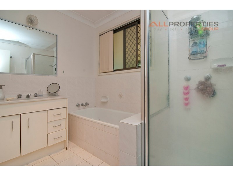 7 Barep, Cornubia QLD 4130