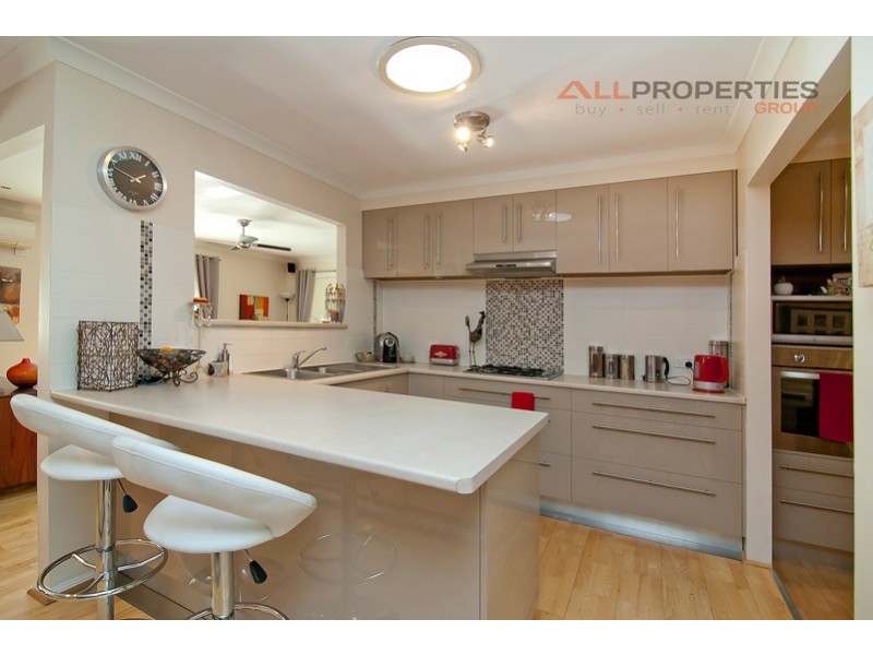 29 Lithfield Place, Loganholme QLD 4129