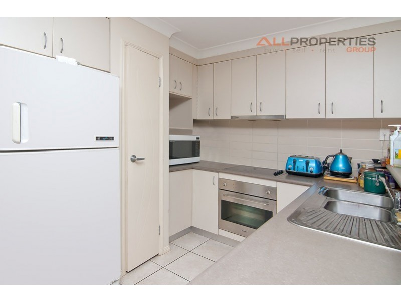 44 Pinelands Street, Loganlea QLD 4131