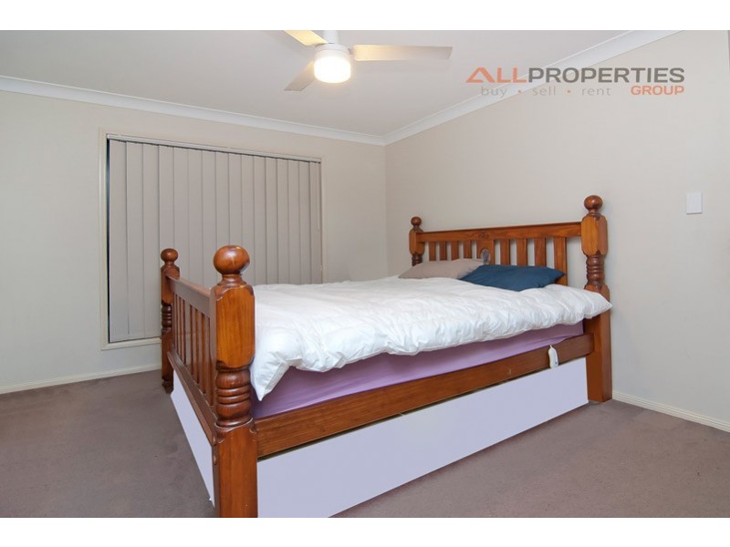 44 Pinelands Street, Loganlea QLD 4131