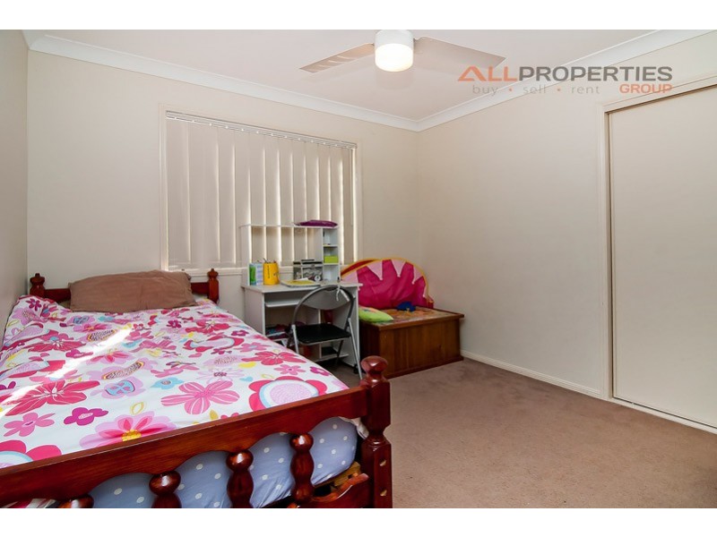 44 Pinelands Street, Loganlea QLD 4131
