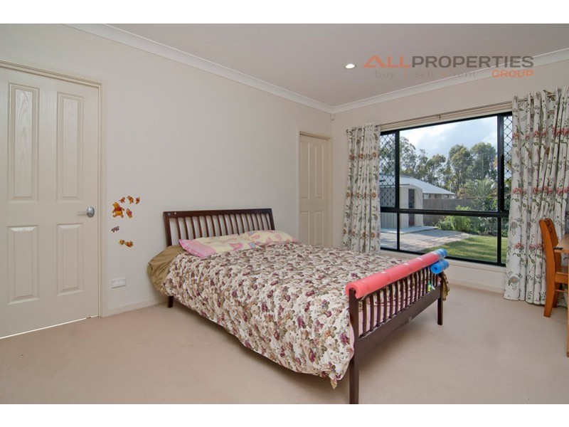 50C Pinelands Street, Loganlea QLD 4131