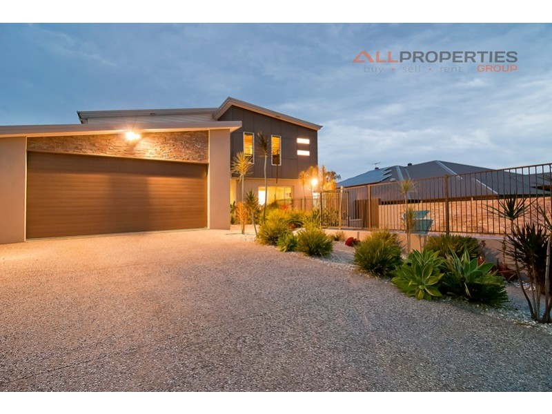 33 Yarabah Crescent, Shailer Park QLD 4128