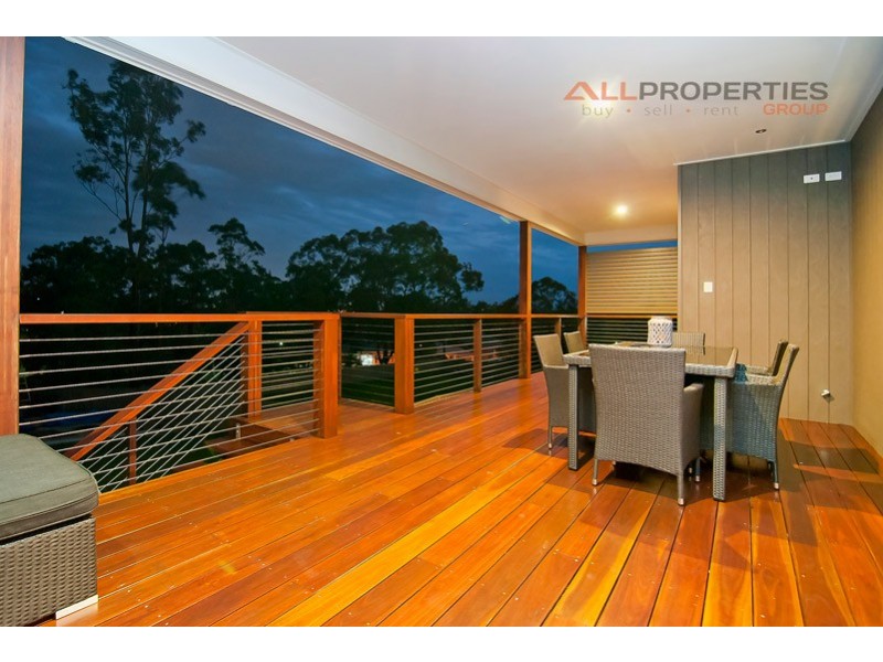33 Yarabah Crescent, Shailer Park QLD 4128