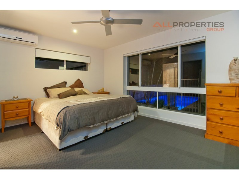 33 Yarabah Crescent, Shailer Park QLD 4128