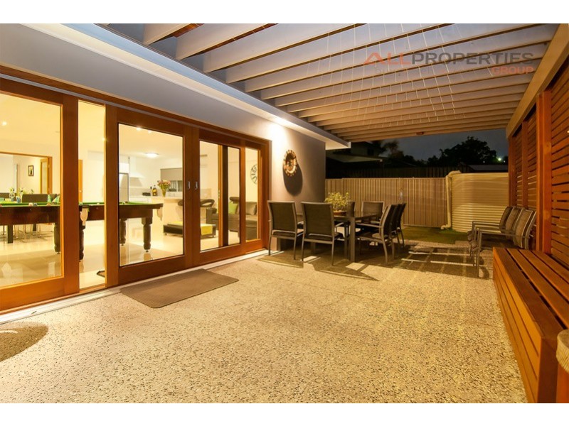 33 Yarabah Crescent, Shailer Park QLD 4128